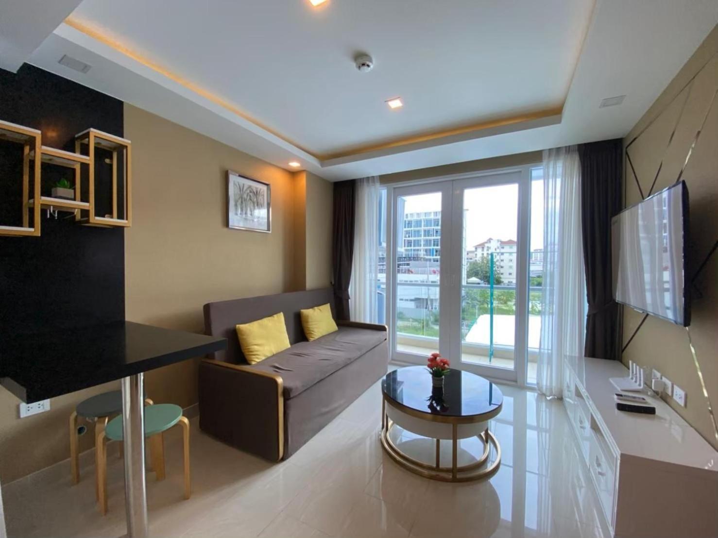 Grand Avenue Suites X Monthstayz Thailand Pattaya Exteriér fotografie