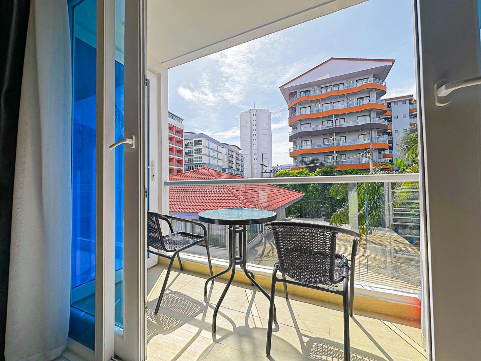 Grand Avenue Suites X Monthstayz Thailand Pattaya Exteriér fotografie