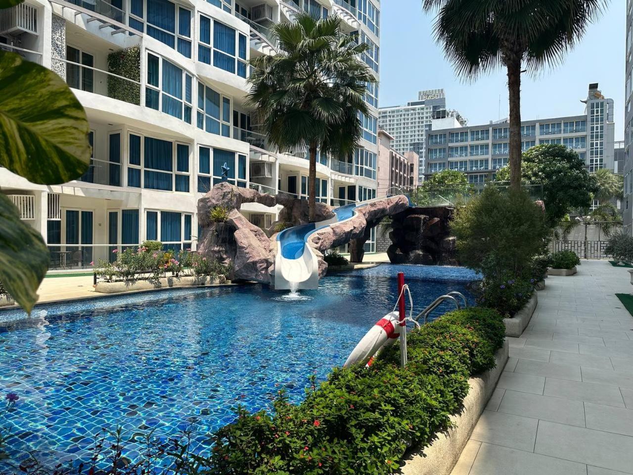 Grand Avenue Suites X Monthstayz Thailand Pattaya Exteriér fotografie